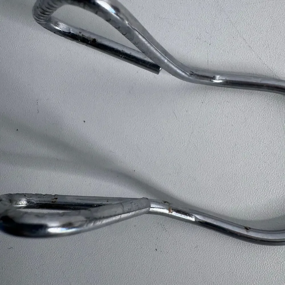 VTG Ecko Metal Kitchen Utensil Hotdog Grabber Gripper Tongs 8in